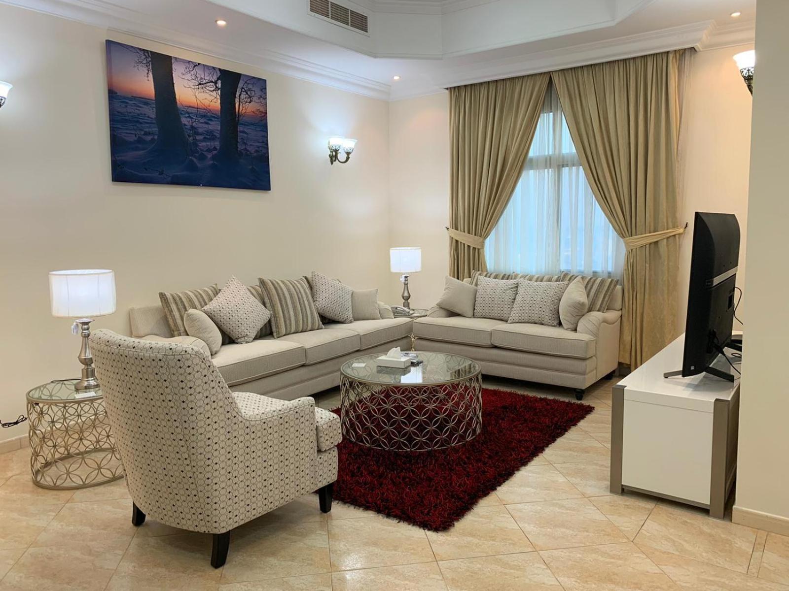 Al Misrea Tower Apartment Манама Екстериор снимка